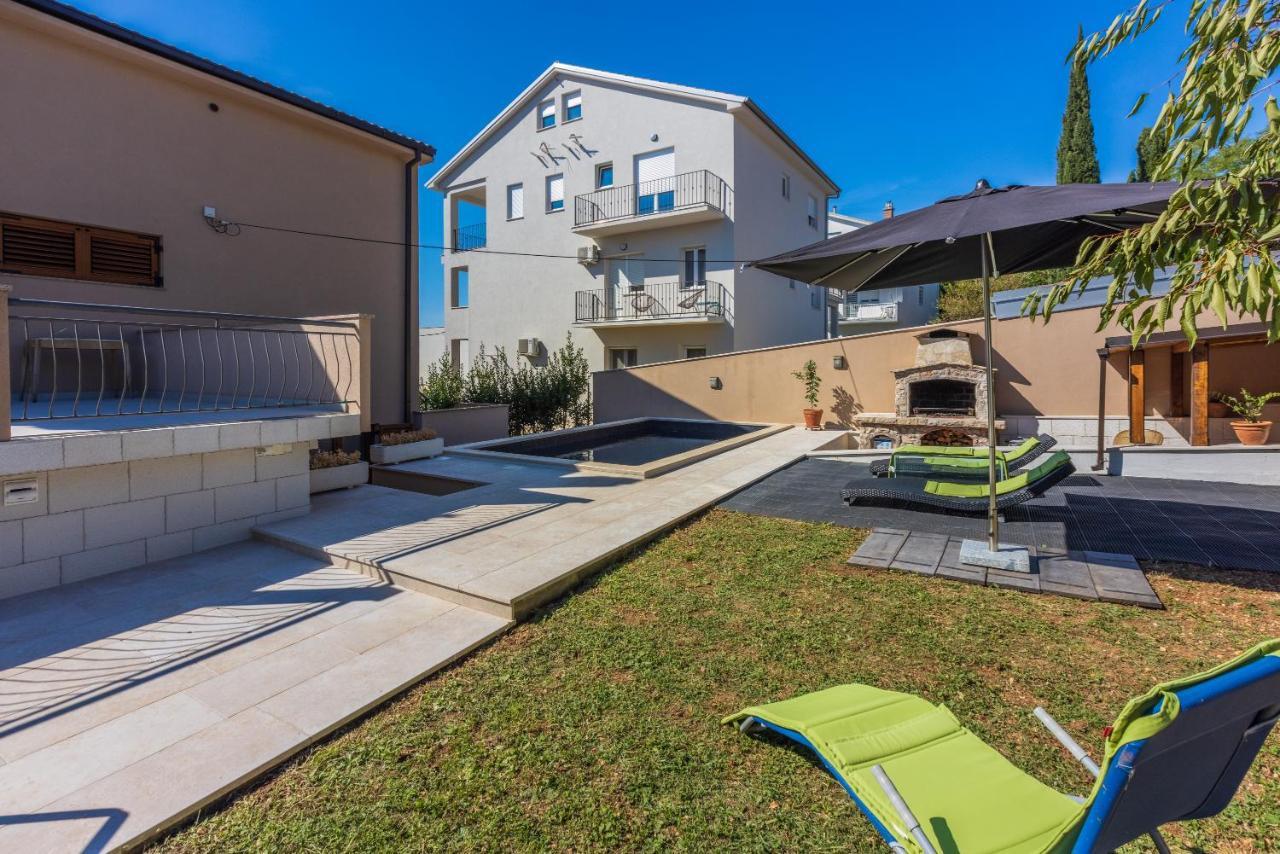 Apartmani Anita Dramalj Exterior foto